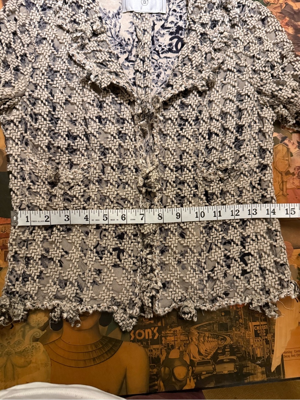 CHANEL Vintage Black & Beige Tweed Bouclé Jacket - Picture 11 of 15